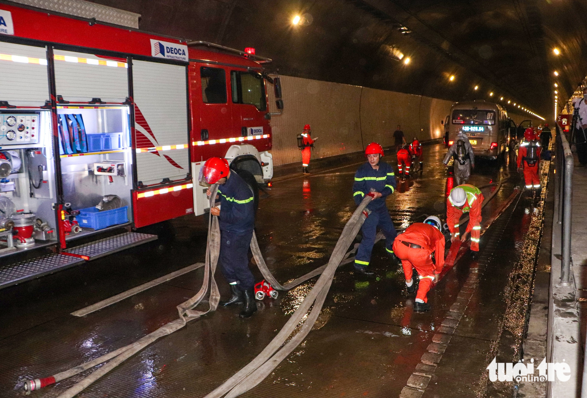 Làm gì khi bị kẹt và cháy lớn trong hầm Hải Vân? 4 Hải Vân - Ảnh 4.