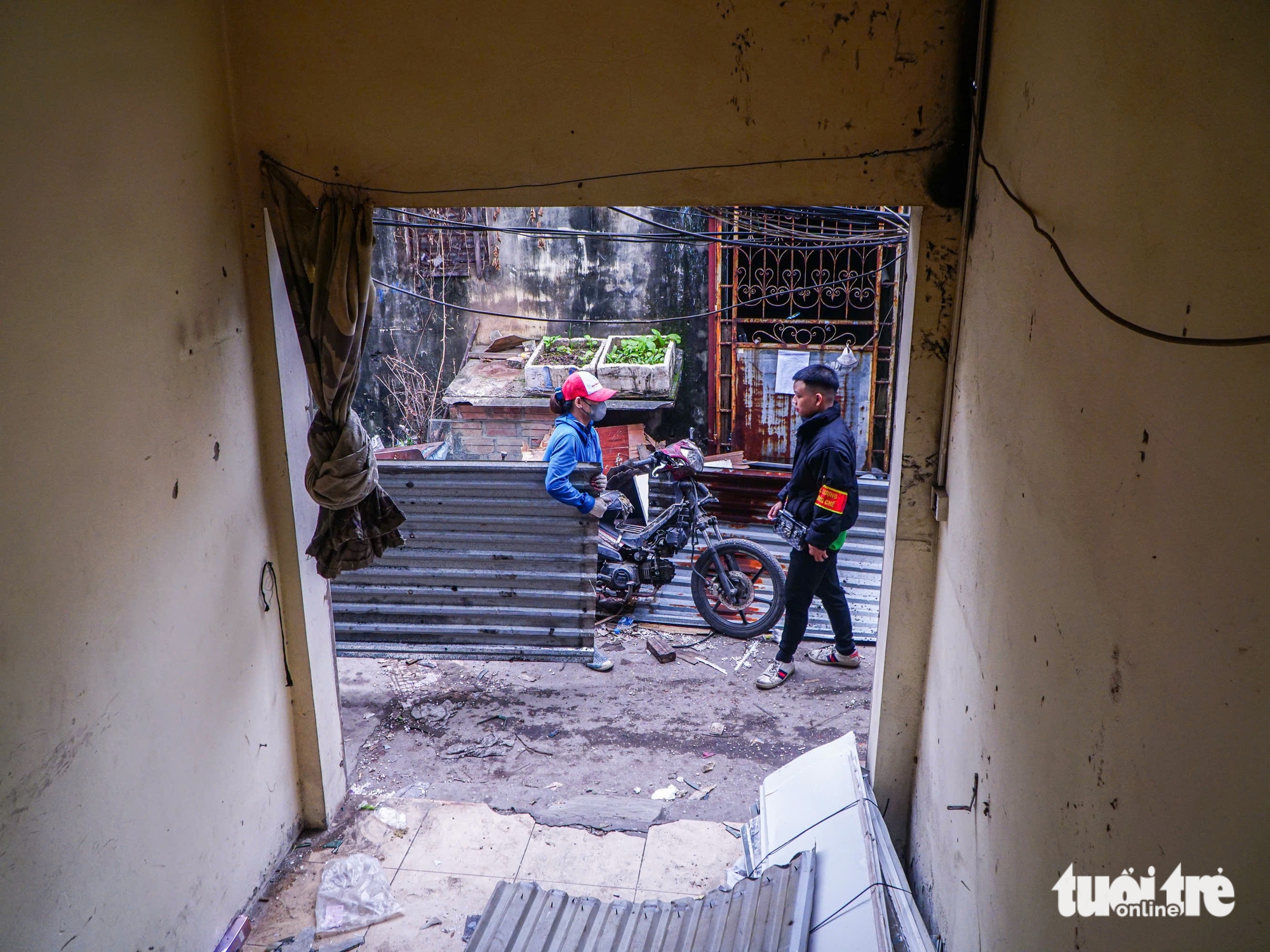 Phá dỡ hàng loạt nhà 'mặt phố' đường Đê La Thành xây đường vành đai 1 11 Đê La Thành - Ảnh 11.