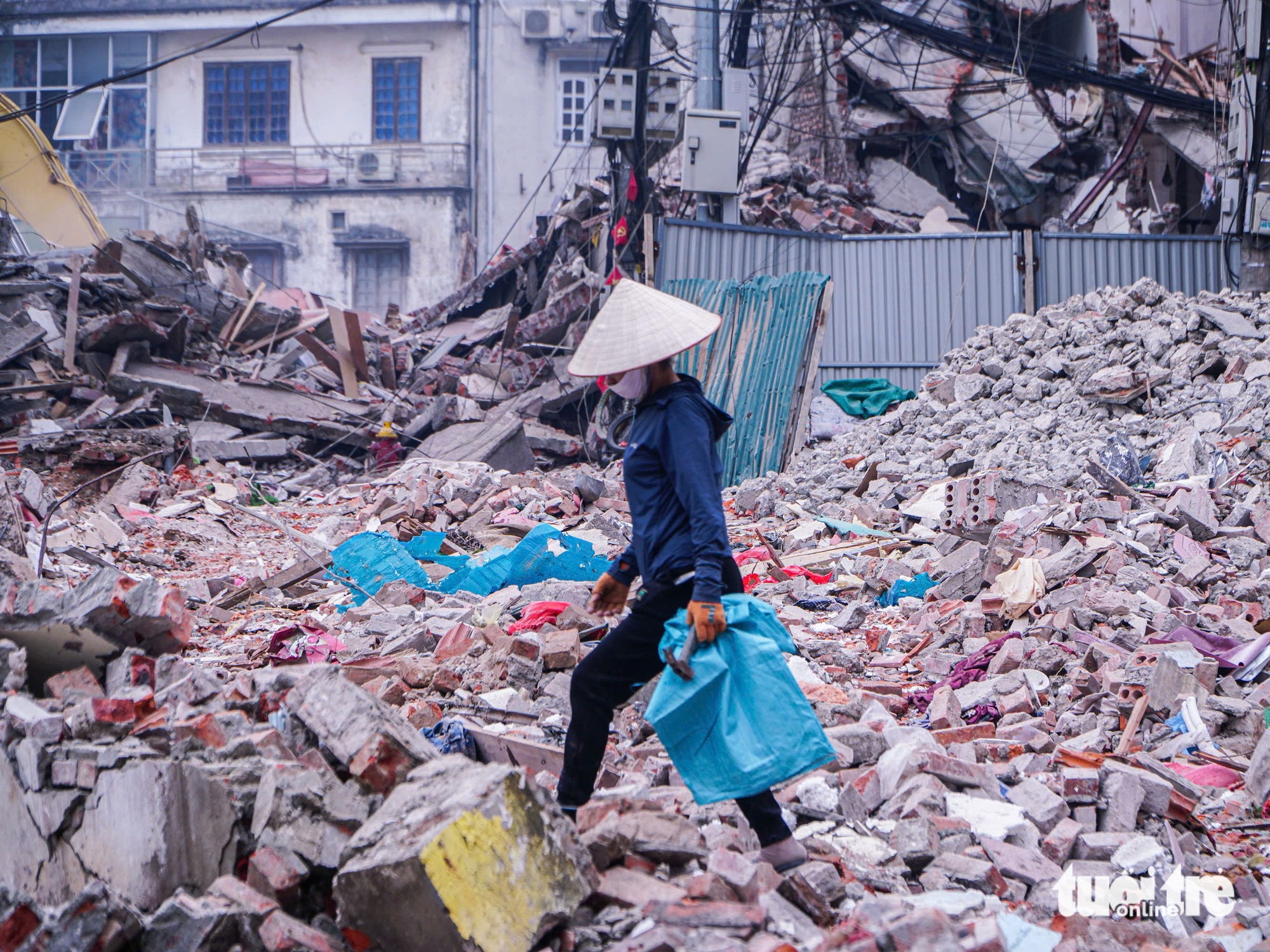 Phá dỡ hàng loạt nhà 'mặt phố' đường Đê La Thành xây đường vành đai 1 19 Đê La Thành - Ảnh 19.