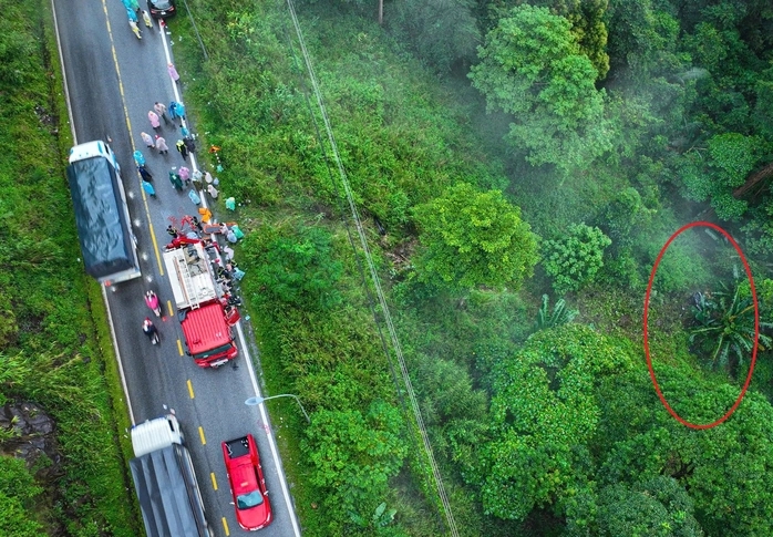 Toàn cảnh vụ đầu độc người tình bằng xyanua rồi lao xe xuống đèo Bảo Lộc: Hé lộ chuỗi tình tiết rúng động đến màn kịch che giấu tội ác- Ảnh 3. Toàn cảnh vụ đầu độc người tình bằng xyanua rồi lao xe xuống đèo Bảo Lộc: Hé lộ chuỗi tình tiết rúng động đến màn kịch che giấu tội ác- Ảnh 3.