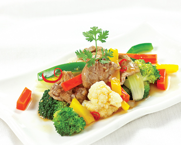 Khách Hàn đến Việt Nam đi ăn đặc sản, sợ một loại rau đến mức... phải viết lên áo- Ảnh 7. Khách Hàn đến Việt Nam đi ăn đặc sản, sợ một loại rau đến mức... phải viết lên áo- Ảnh 7.