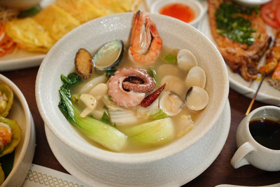 Khách Hàn tiết lộ những món ăn không thể bỏ lỡ khi tới Đà Nẵng - 7