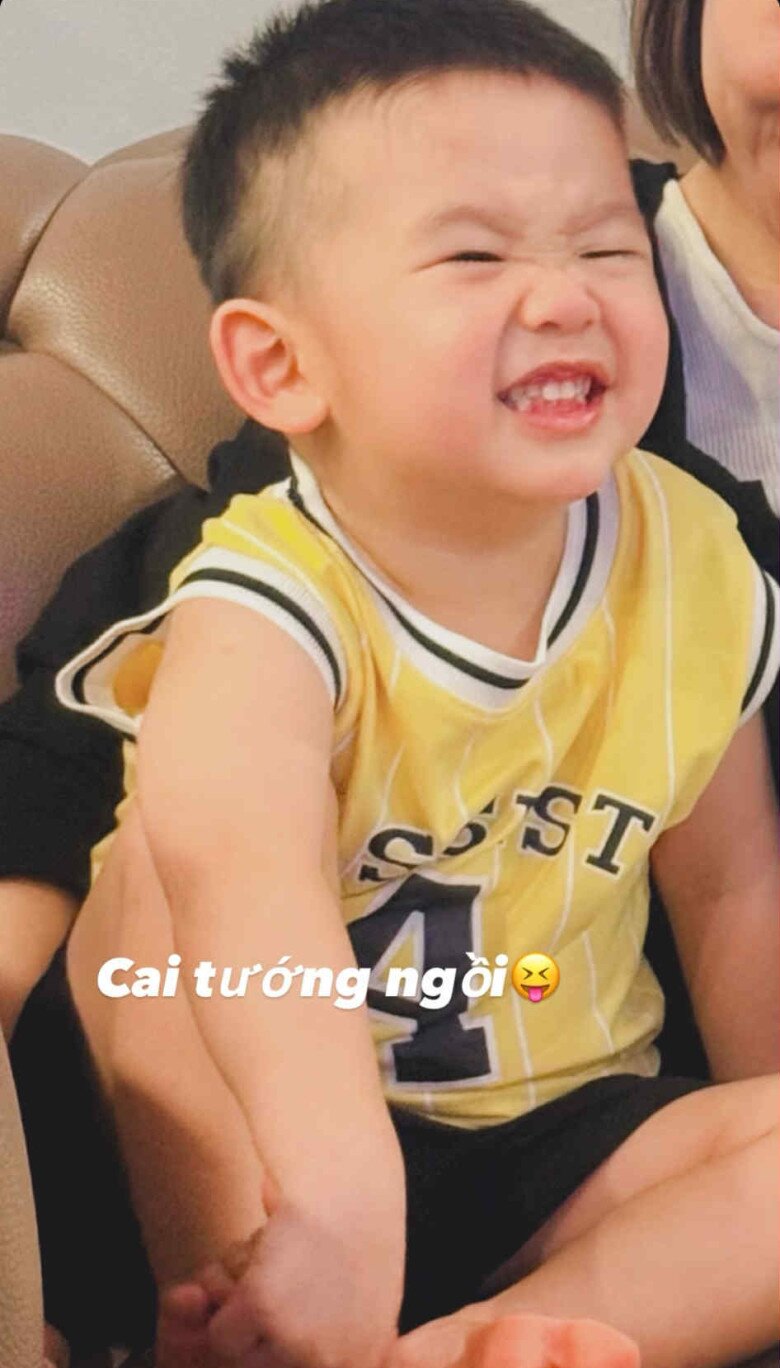 Sao Việt 24h: Phương Oanh gây chú ý với ngoại hình gầy đi thấy rõ trong lần hiếm hoi xuất hiện trở lại - 9