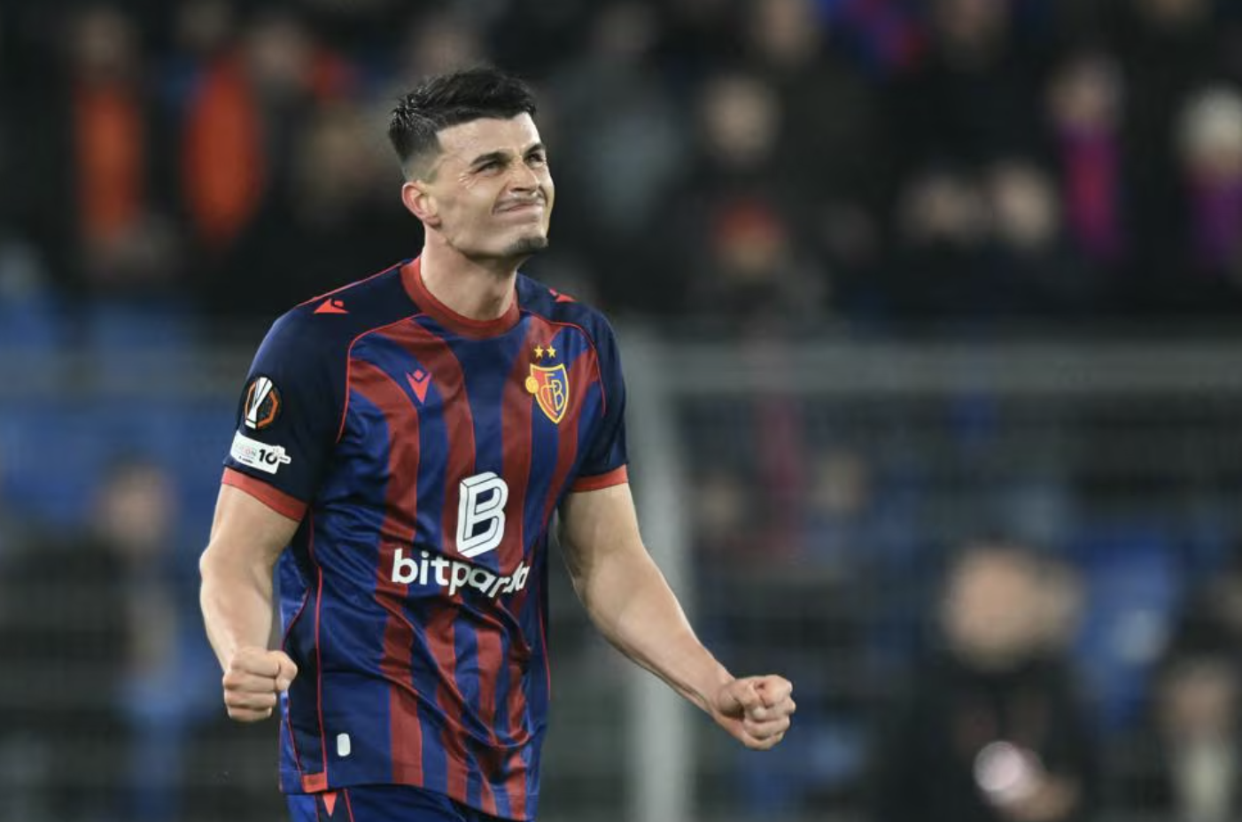 Aston Villa hạ Basel, tiến sát vòng knock-out Europa League 3 Aston Villa hạ Basel, tiến sát vòng knock-out Europa League - Ảnh 3.