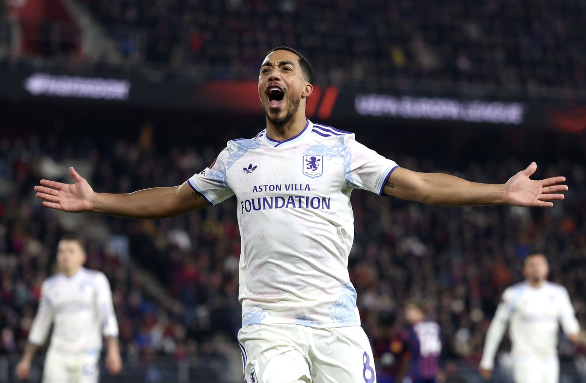 Aston Villa hạ Basel, tiến sát vòng knock-out Europa League 4 Aston Villa hạ Basel, tiến sát vòng knock-out Europa League - Ảnh 4.