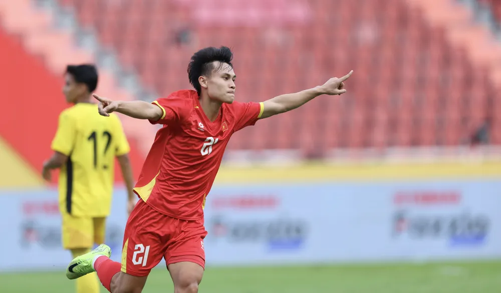 bong-da-viet-nam-toan-thang-o-sea-games-33 (5).jpg