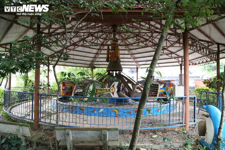 Công viên 45 tỷ đồng ở Quảng Ninh xây xong rồi bỏ hoang- Ảnh 4.