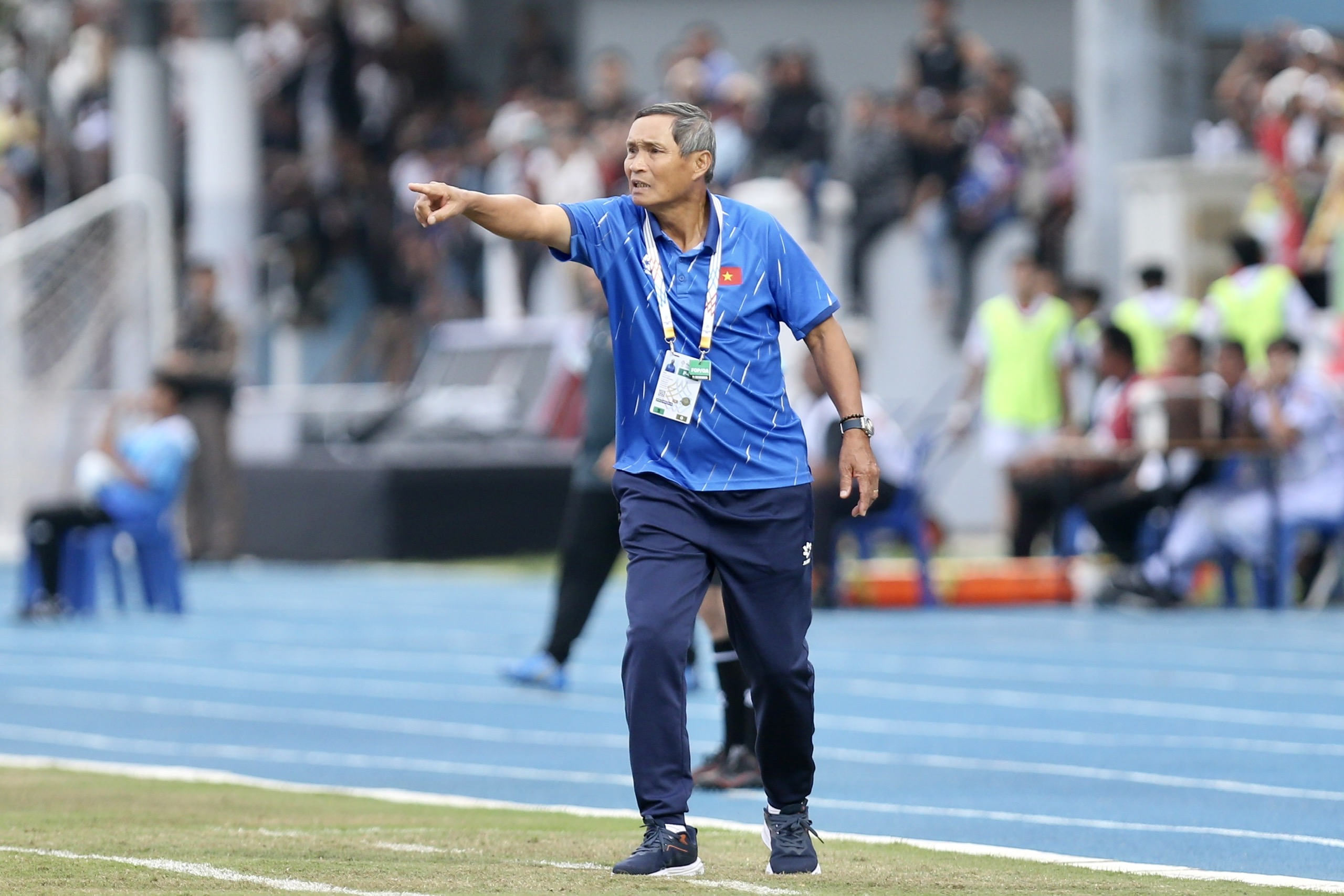 Những 'người hùng' đội tuyển nữ Việt Nam nói về chiến thắng: Món quà tuyệt vời tặng HLV Mai Đức Chung- Ảnh 2. Những 'người hùng' đội tuyển nữ Việt Nam nói về chiến thắng: Món quà tuyệt vời tặng HLV Mai Đức Chung- Ảnh 2.