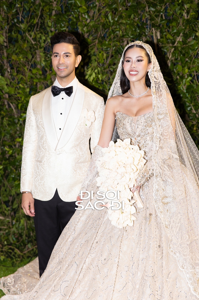 Hé lộ thông tin hiếm về đám cưới lần 2 của ái nữ nhà tỷ phú Johnathan Hạnh Nguyễn- Ảnh 1.