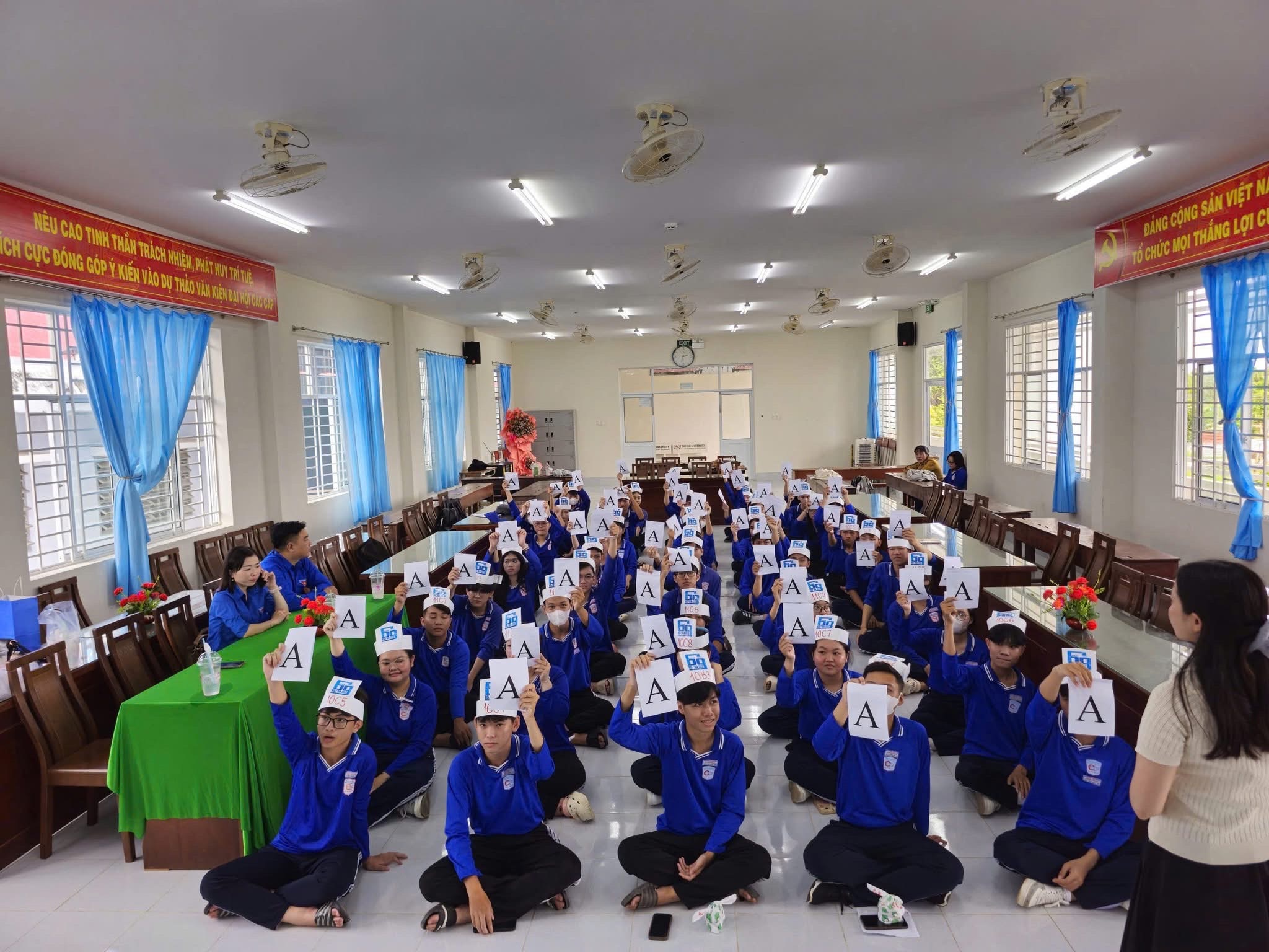 Tuổi trẻ Cần Thơ chủ động học luật 2 tuổi trẻ Cần Thơ - Ảnh 2.