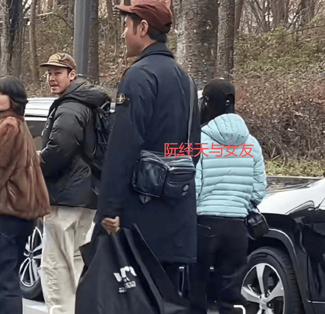 Tóm dính Tóm dính