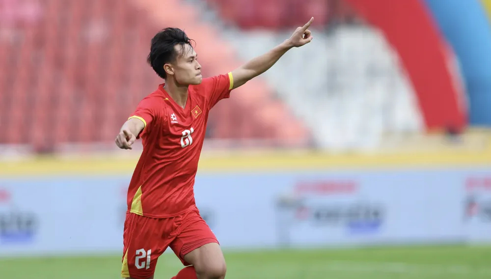 u-22-viet-nam-giup-nha-vo-dich-indonesia-mo-cua-vao-ban-ket (2).jpg