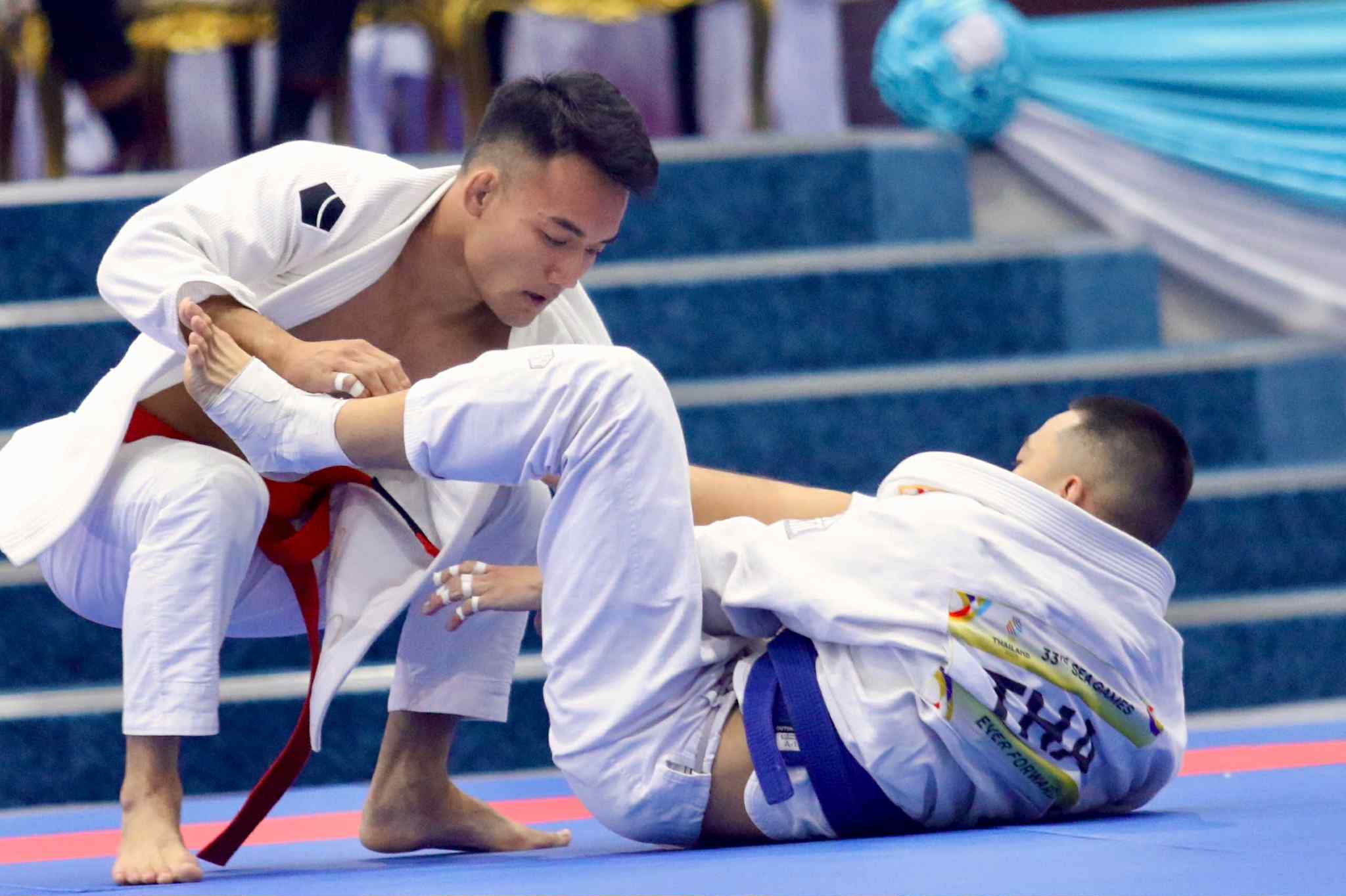 SEA Games 33 ngày 12-12: Ju jitsu mang về những huy chương đầu tiên trong ngày 2 sea games 33 - Ảnh 2.