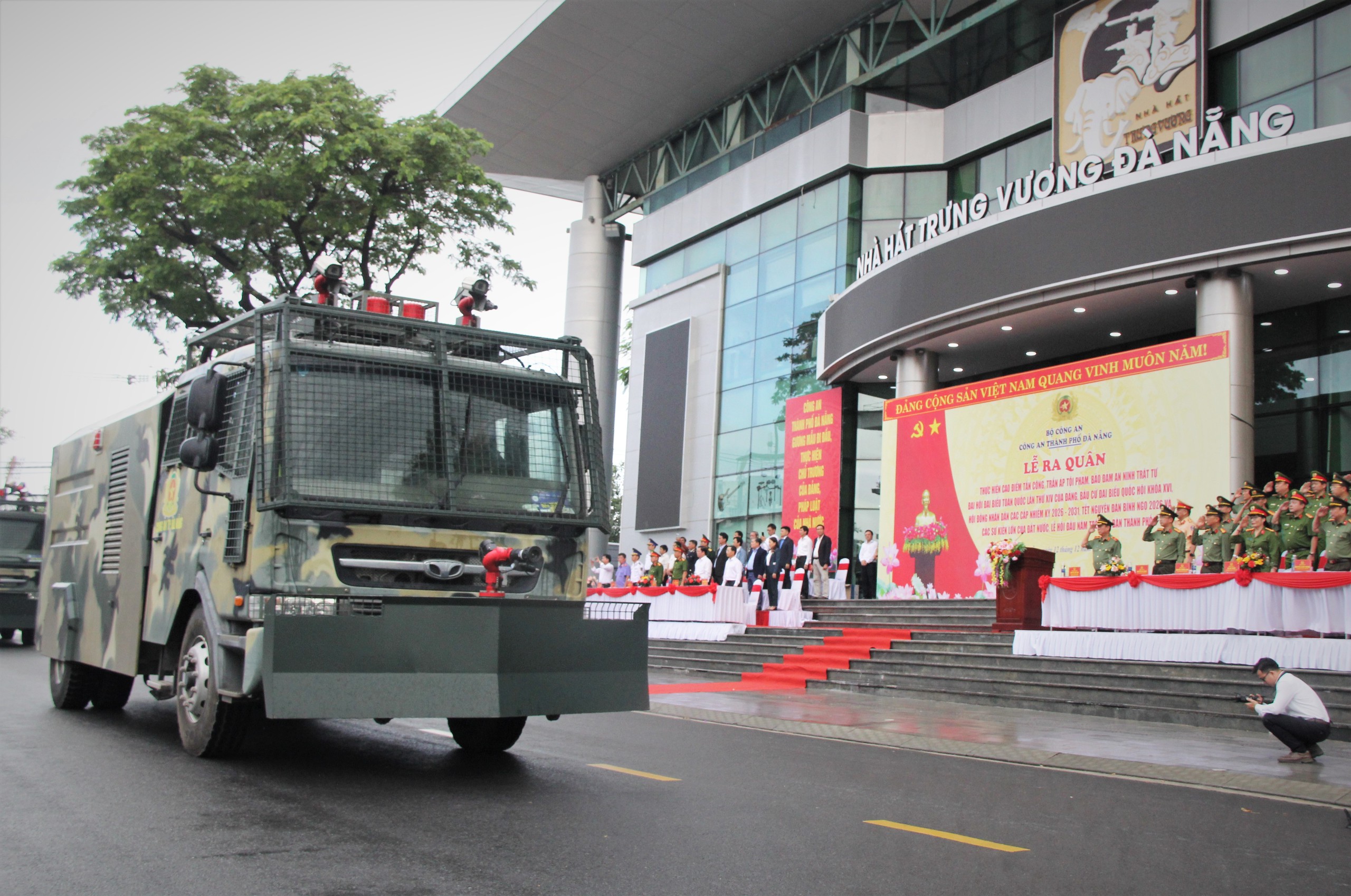 Công an Đà Nẵng ra quân cao điểm bảo đảm an ninh trật tự trước các sự kiện trọng điểm - Ảnh 13.