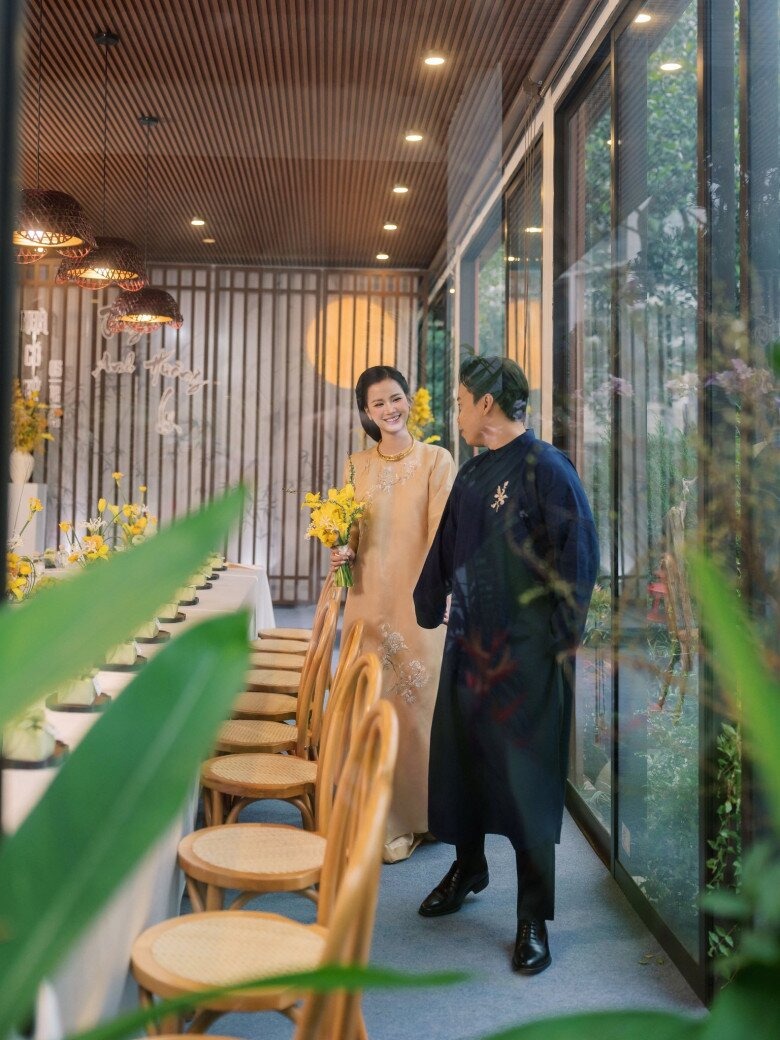 "Mỹ nhân 10 năm chăn trâu" lấy chồng giàu gia thế khủng, bước vào cửa hào môn ở biệt thự hoành tráng 10 1765517793 968 My nhan 10 nam chan trau lay chong giau gia