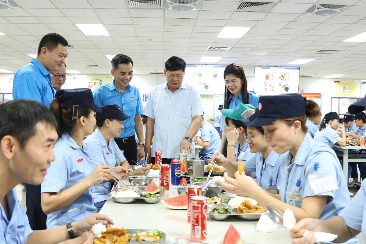 Công bố 10 sự kiện, hoạt động công đoàn tiêu biểu năm 2025 2 Công bố 10 sự kiện, hoạt động công đoàn tiêu biểu năm 2025 - Ảnh 2.