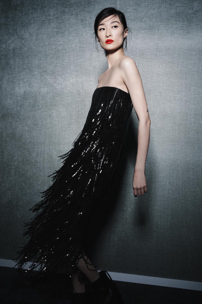 Trang phục sequin chiếm sóng mùa lễ hội, biến bạn thành tâm điểm chú ý 5 Trang phục sequin chiếm sóng mùa lễ hội, biến bạn thành tâm điểm chú ý - Ảnh 5.