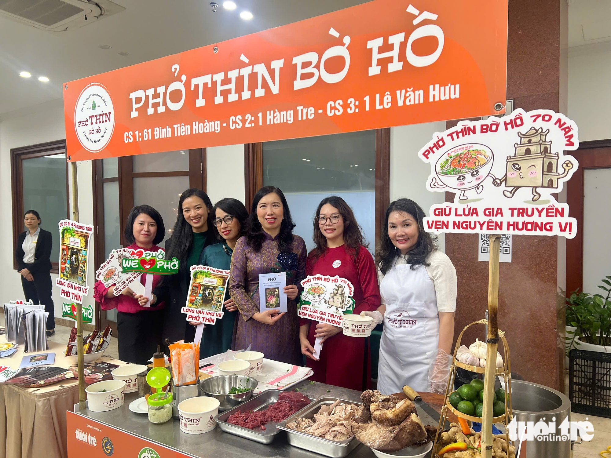 Bộ Ngoại giao chiêu đãi khách bằng phở Thìn Bờ Hồ đúng  Ngày của Phở - Ảnh 7.