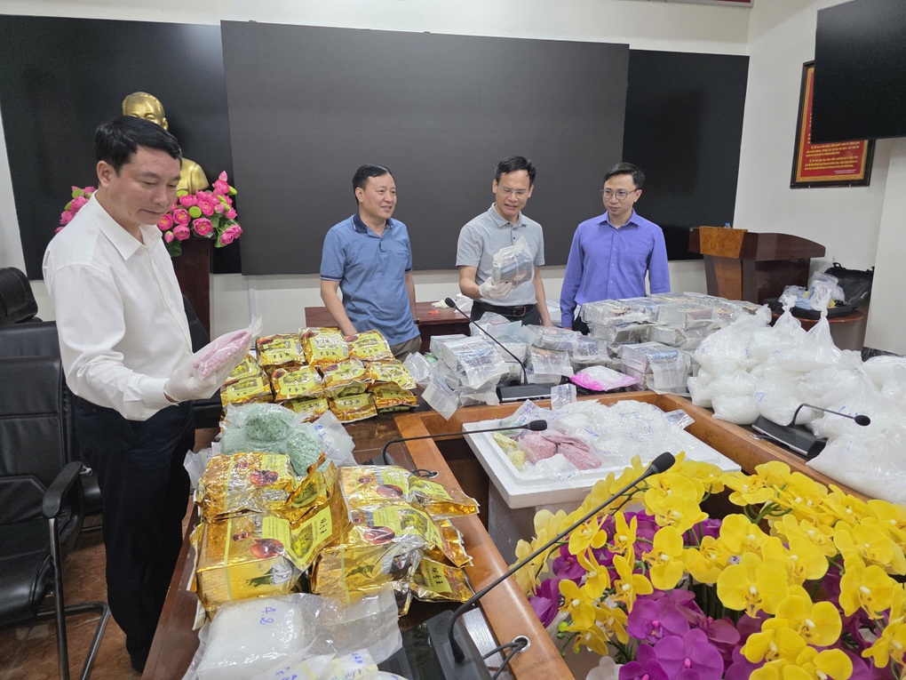 Bộ Công an triệt phá đường dây ma túy do các đối tượng bị truy nã cầm đầu - 3