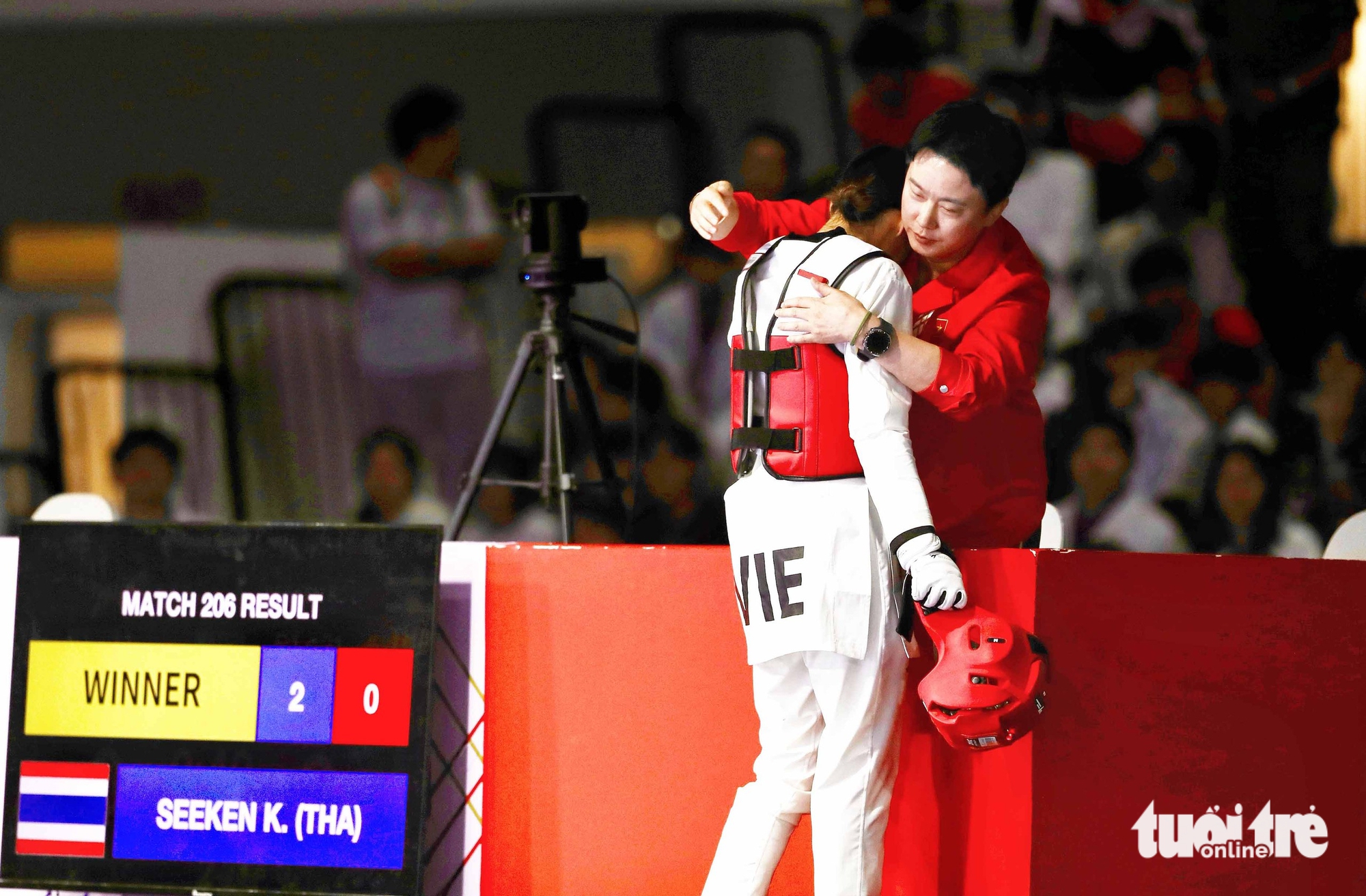 SEA Games trong nước mắt của võ sĩ taekwondo Kim Tuyền 4 SEA Games trong nước mắt của võ sĩ taekwondo Kim Tuyền - Ảnh 5.