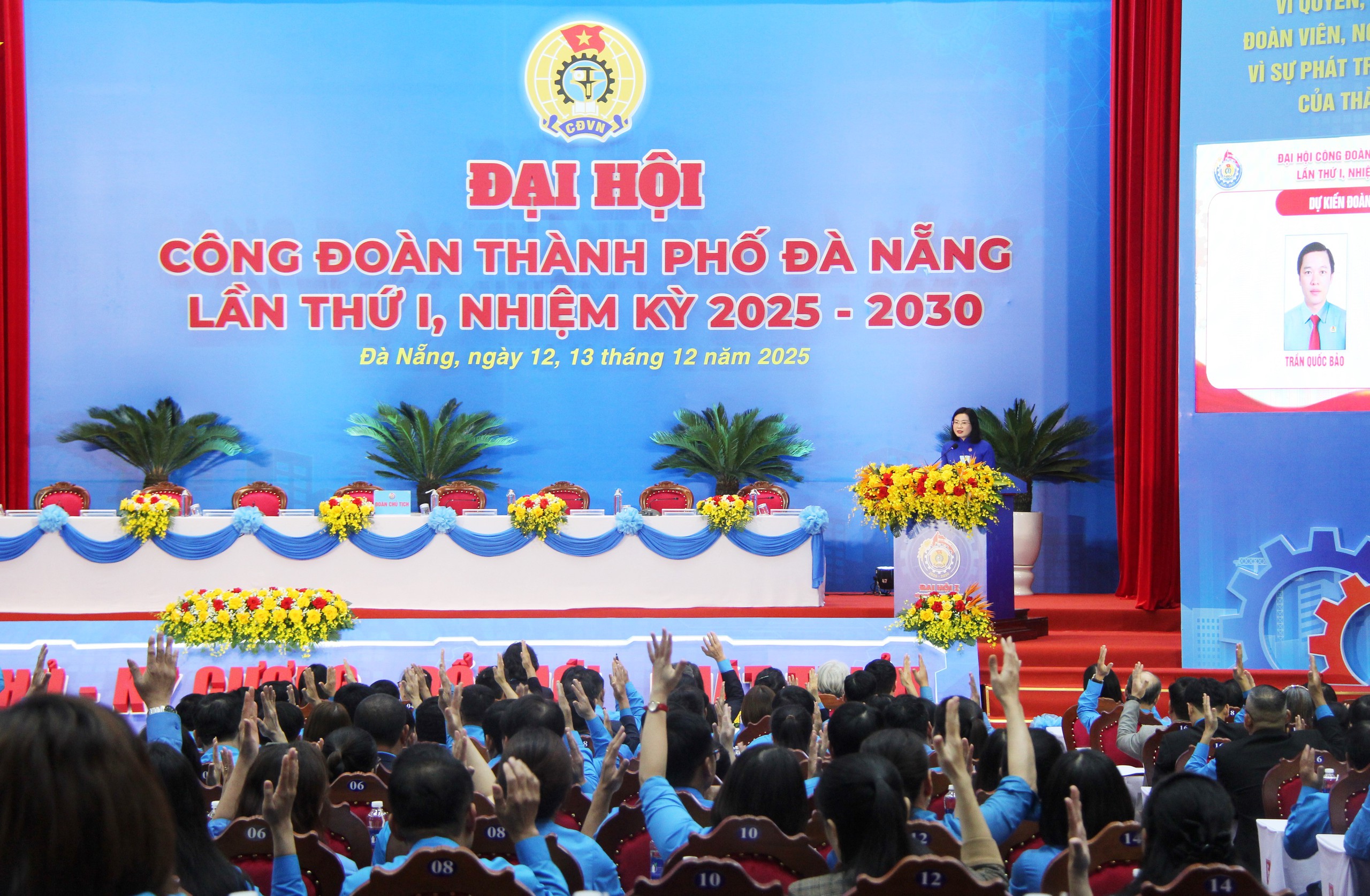 Đại hội Công đoàn thành phố Đà Nẵng lần thứ I chính thức khai mạc 2 Đại hội Công đoàn thành phố Đà Nẵng lần thứ I chính thức khai mạc - Ảnh 2.