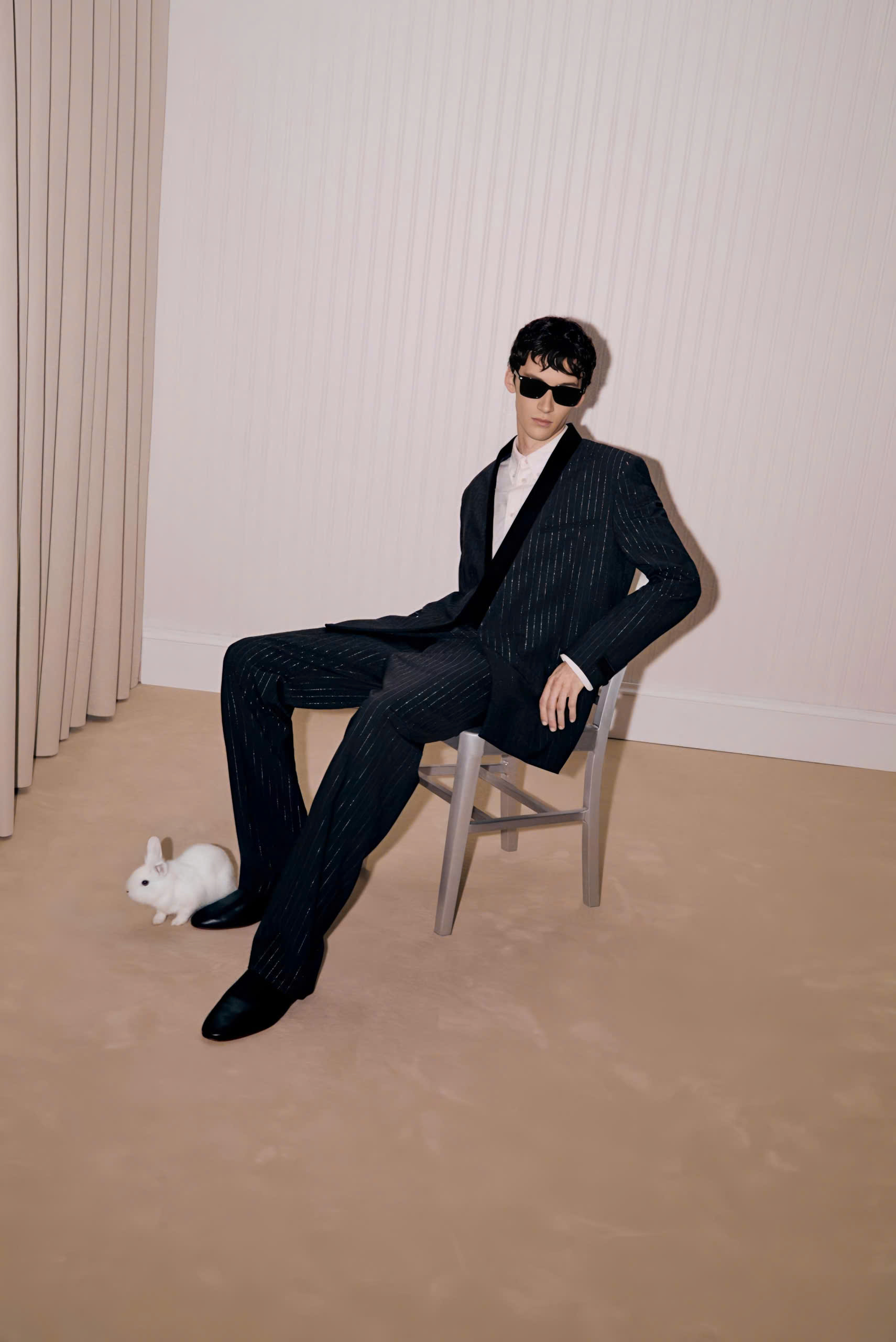 “Vườn thỏ KENZO” mùa lễ hội: Dễ thương, dễ mặc, dễ trao tay- Ảnh 4. “Vườn thỏ KENZO” mùa lễ hội: Dễ thương, dễ mặc, dễ trao tay- Ảnh 4.