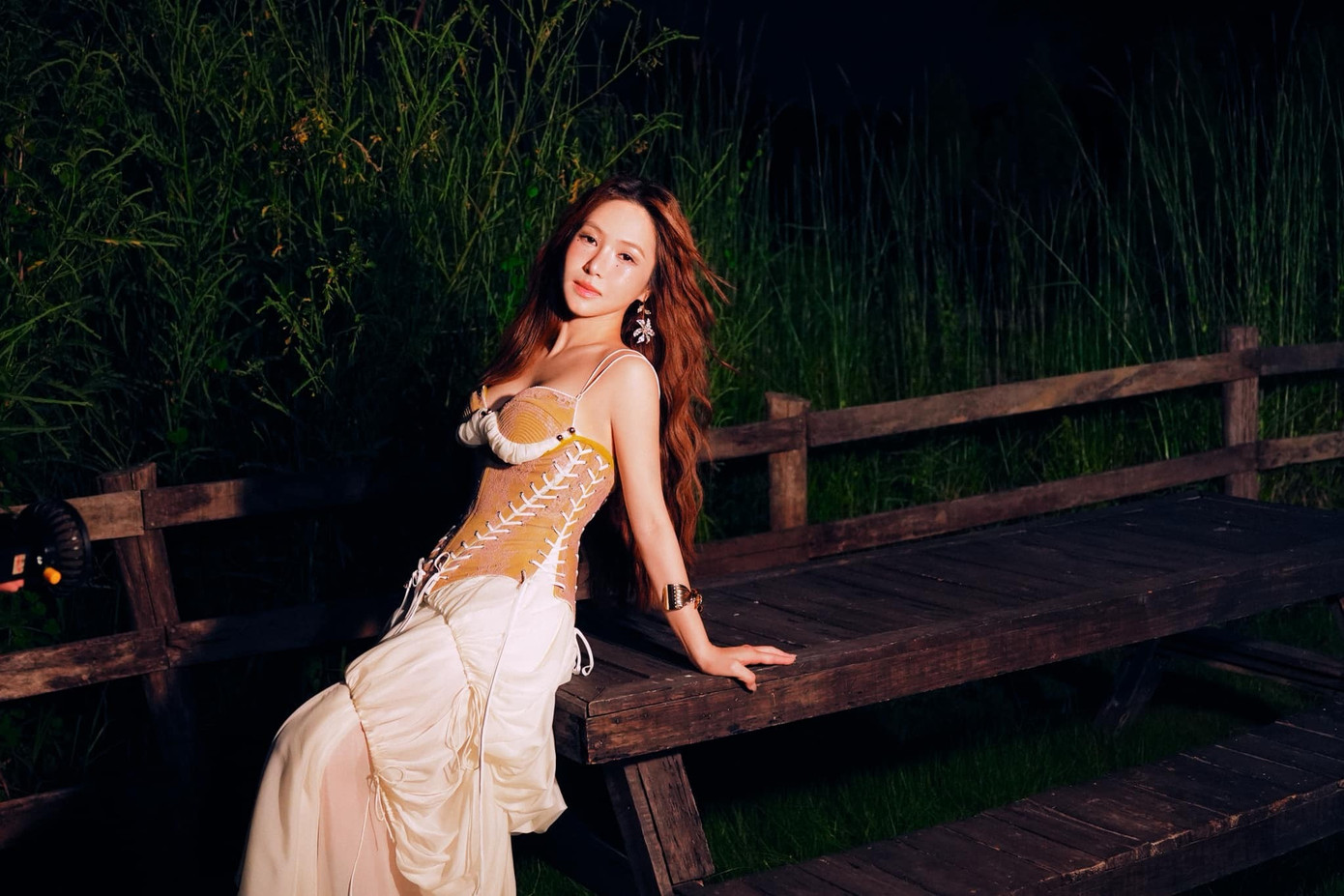 Hương Tràm còn lại gì sau biến cố- Ảnh 2.