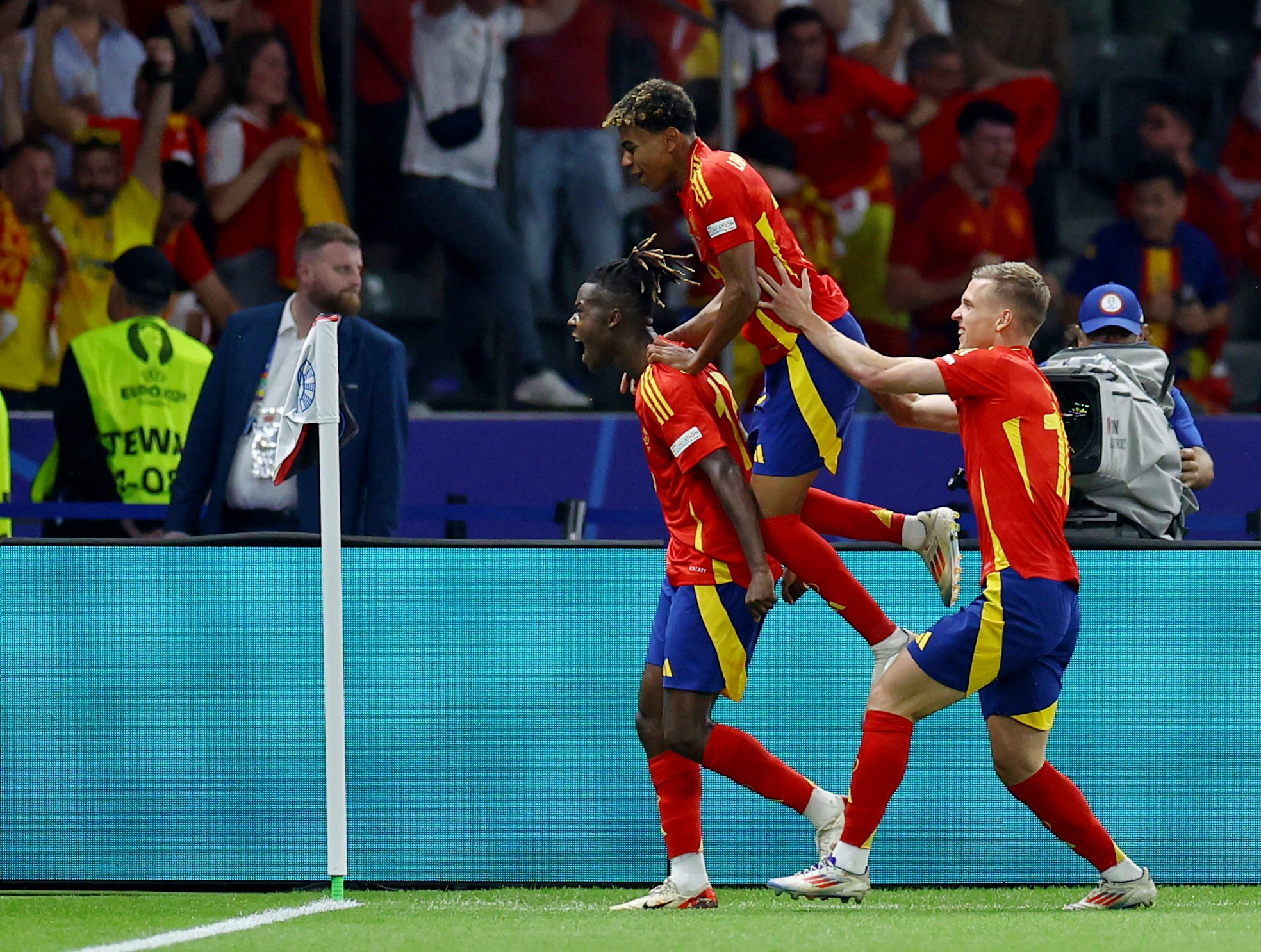 Giải mã sức mạnh đào tạo trẻ của Tây Ban Nha từ Euro 2024- Ảnh 3. Giải mã sức mạnh đào tạo trẻ của Tây Ban Nha từ Euro 2024- Ảnh 3.