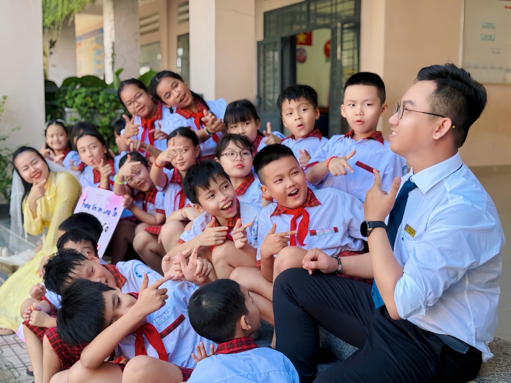 Bộ ảnh cưới siêu dễ thương của cặp thầy cô tiểu học ở Đồng Nai - 7