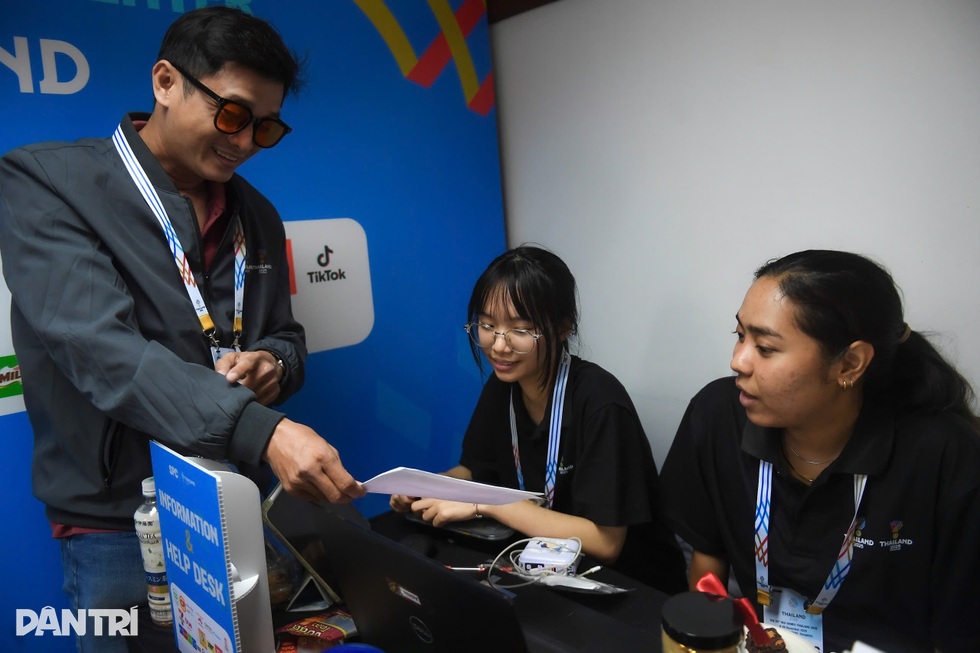 Tình nguyện viên SEA Games 33: Xứng danh xứ sở của những nụ cười - 3