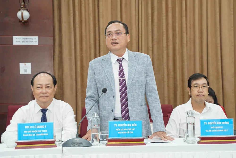 Tọa đàm - ĐT Luật ở Việt Nam hiện nay - Thuận Văn (62).jpg