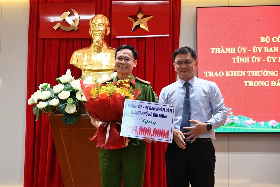 Thủ đoạn của đường dây ma túy 1.500 tỷ đồng vừa bị Bộ Công an triệt phá - 6 Thủ đoạn của đường dây ma túy 1.500 tỷ đồng vừa bị Bộ Công an triệt phá - 6