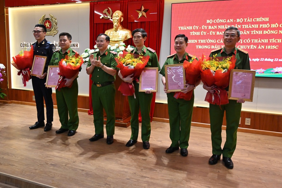 Thủ đoạn của đường dây ma túy 1.500 tỷ đồng vừa bị Bộ Công an triệt phá - 9 Thủ đoạn của đường dây ma túy 1.500 tỷ đồng vừa bị Bộ Công an triệt phá - 9