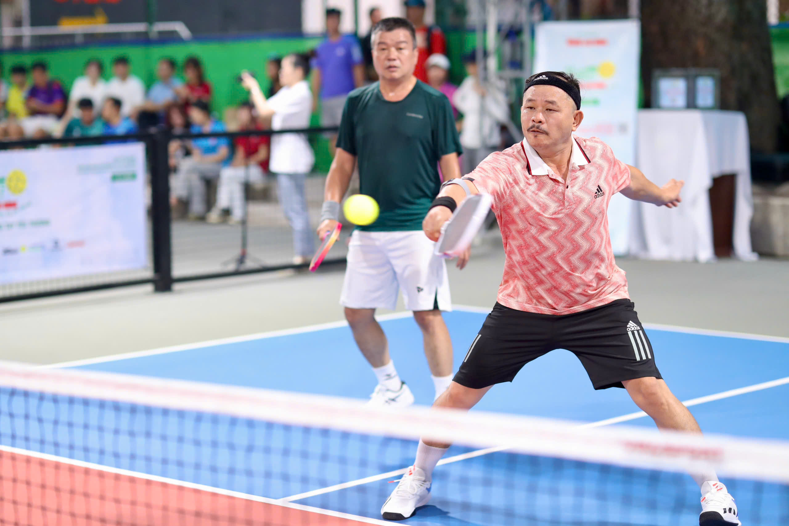 Giải Pickleball "Vòng tay yêu thương" Báo Người Lao Động 2025: Tưng bừng khai mạc 7 Giải Pickleball