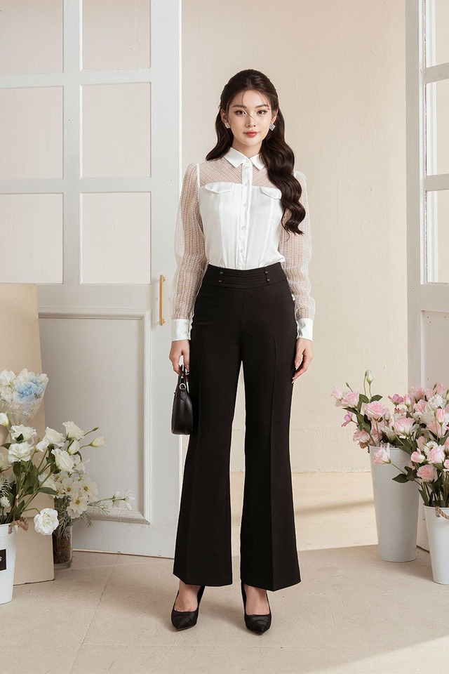 Định hình dáng chuẩn, giúp nàng 'ăn gian' chiều cao với quần ống loe- Ảnh 2. Định hình dáng chuẩn, giúp nàng 'ăn gian' chiều cao với quần ống loe- Ảnh 2.