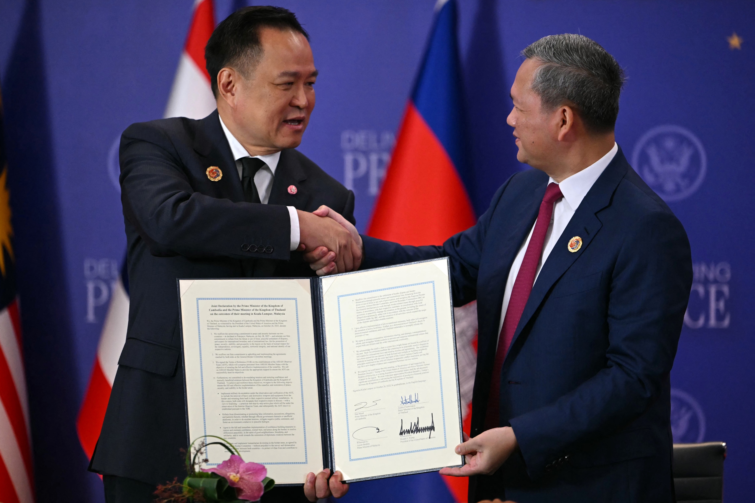 Nội dung điện đàm mới nhất của ông Trump với lãnh đạo Thái Lan, Campuchia 2 Thái Lan - Ảnh 2.