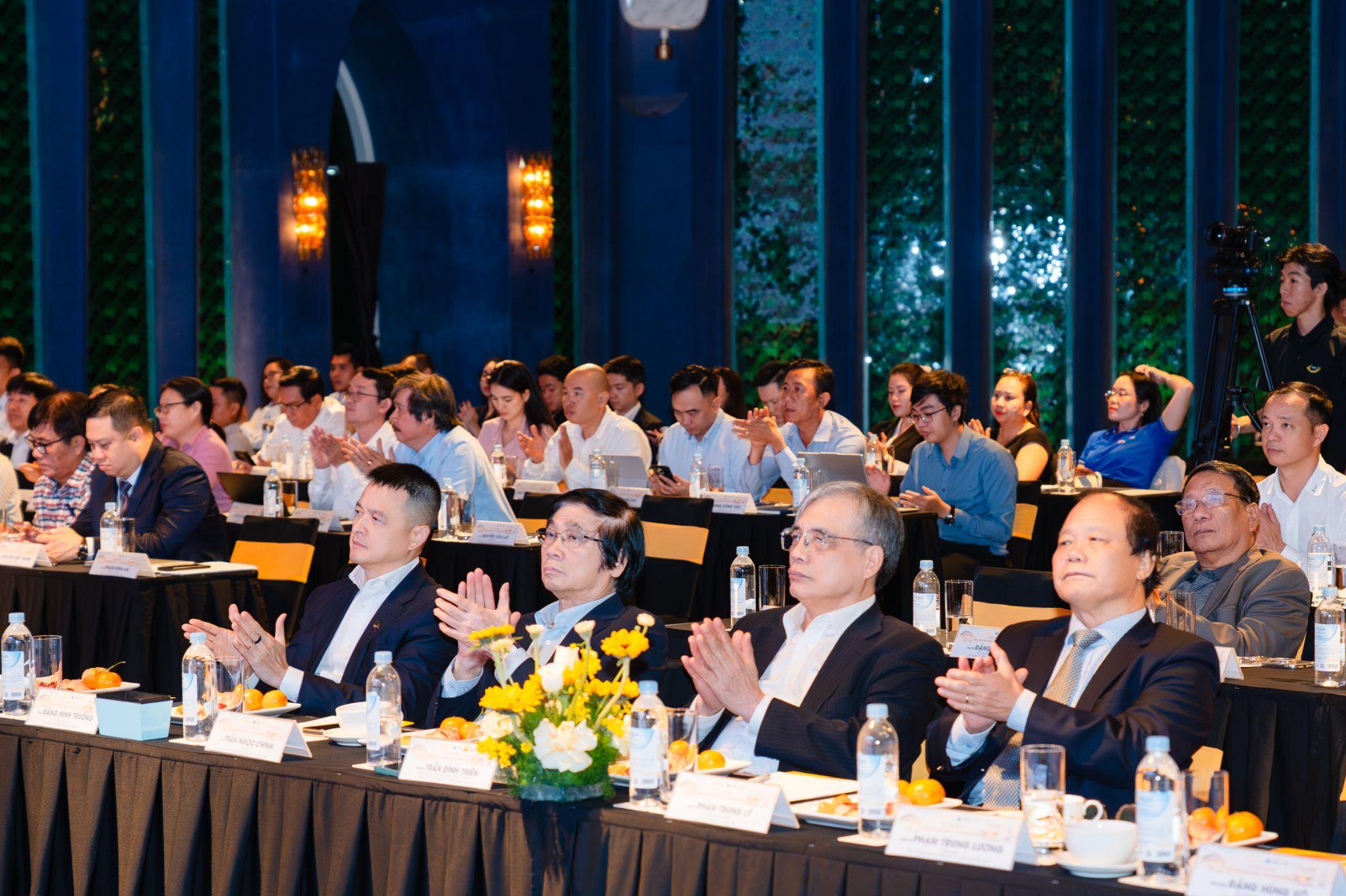 Các chuyên gia hàng đầu trong các lĩnh vực tham dự tại hội thảo.