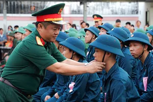 Dân quân tự vệ tại chỗ có phải đi nghĩa vụ quân sự?