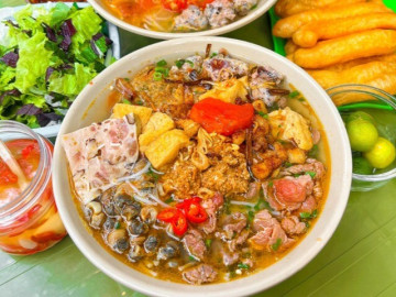 Món ăn vặt có cái tên dễ gây hiểu lầm lại được yêu thích nhất Thủ đô: Top 6 địa chỉ uy tín, ăn thử là "nghiện" ngay! 8 Sáng ăn gì ở phố cổ Hà Nội? Mách bạn 6 địa chỉ toàn món ngon đặc sản, có quán được Michelin nhắc tên