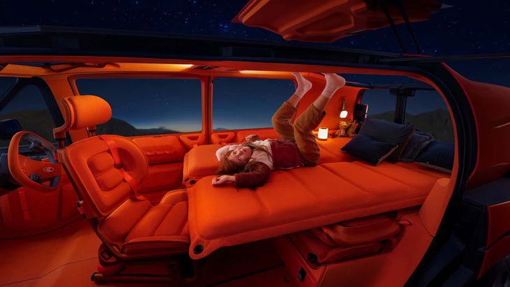 Xe điện nhỏ hơn Toyota Vios mà trang bị như nhà di động, có tới 6 ghế dễ tháo ra làm ghế ngoài trời 17 1765603704 16 Xe dien nho hon Toyota Vios ma trang bi nhu