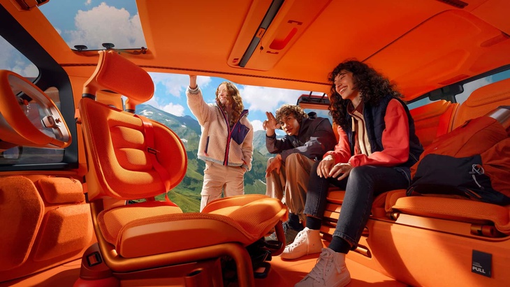 Xe điện nhỏ hơn Toyota Vios mà trang bị như nhà di động, có tới 6 ghế dễ tháo ra làm ghế ngoài trời 24 1765603710 344 Xe dien nho hon Toyota Vios ma trang bi nhu