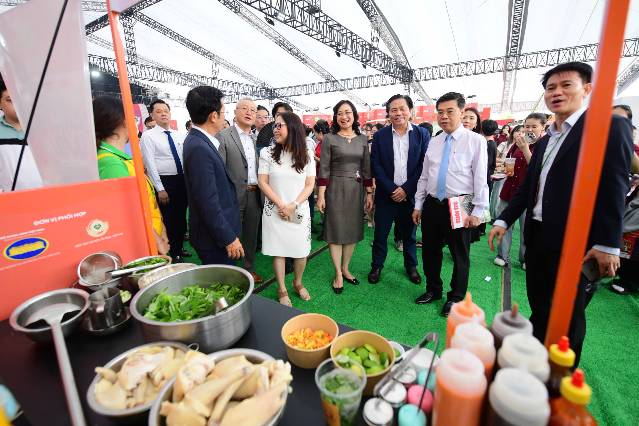 - Ảnh 3. - Ảnh 3.