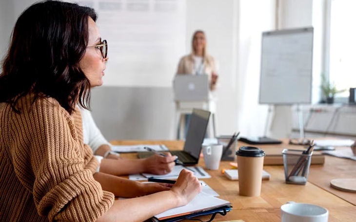 4 chiến lược để chuyển sang ngành mới - Ảnh 2.