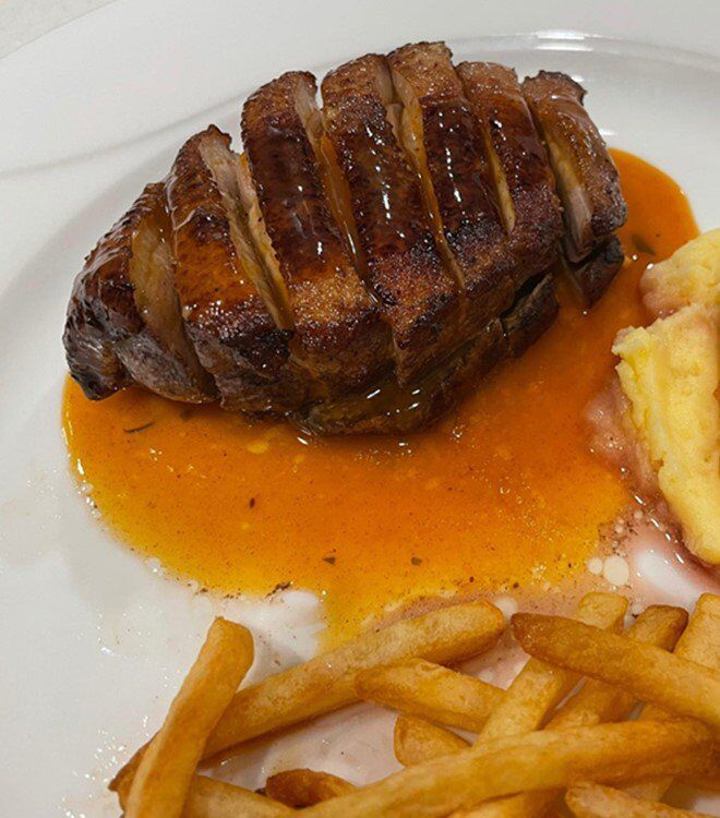 2 con dâu nhà tỷ phú Johnathan Hạnh Nguyễn vừa xinh, vừa được chồng chiều nhưng đảm đang cỡ này! 18 2 con dâu nhà tỷ phú Johnathan Hạnh Nguyễn vừa xinh, vừa được chồng chiều nhưng đảm đang cỡ này! - 17