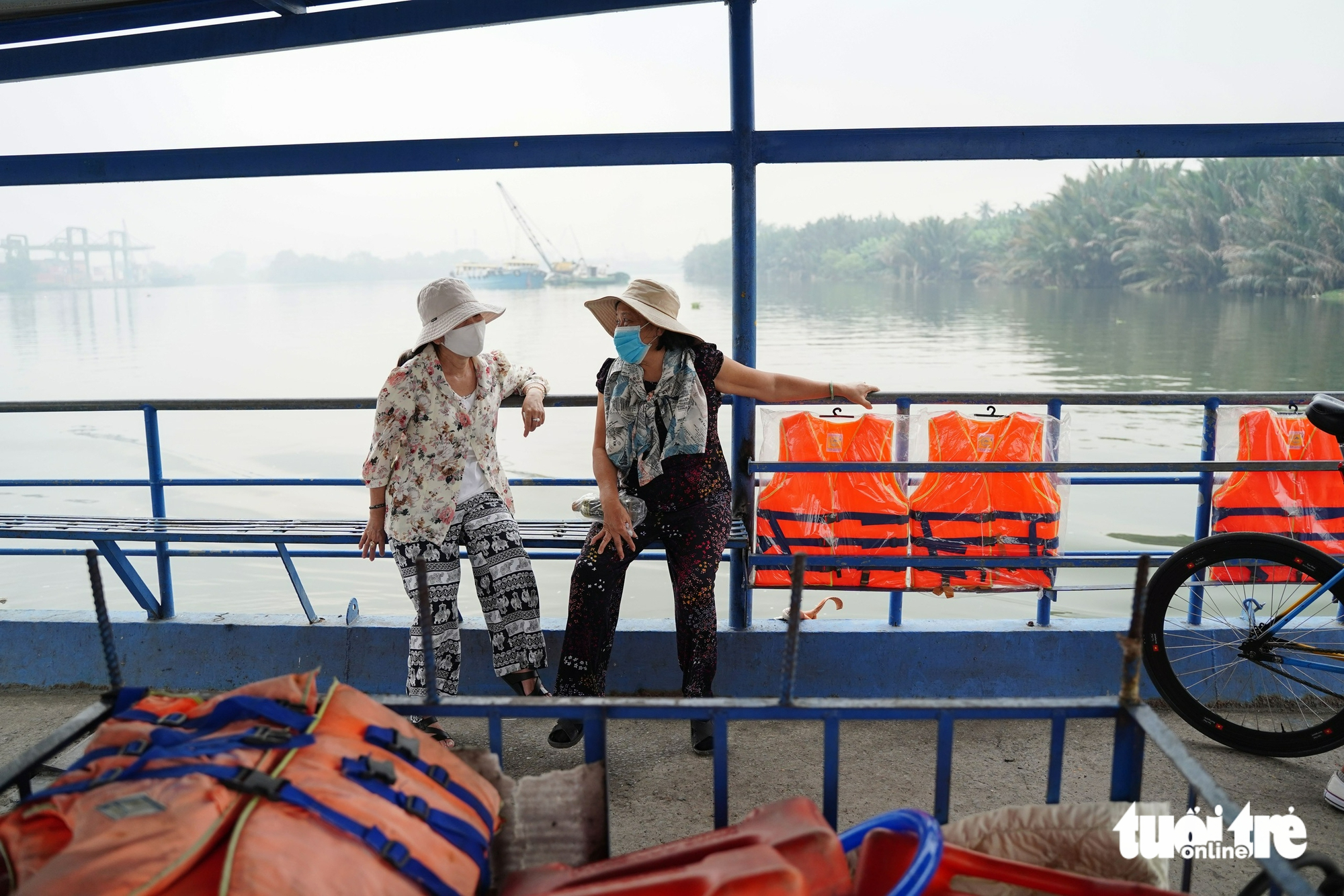 Phà Bình Quới chạy lại, người dân 'thở phào' vì né được điểm kẹt xe 8 phà bình quới - Ảnh 8.