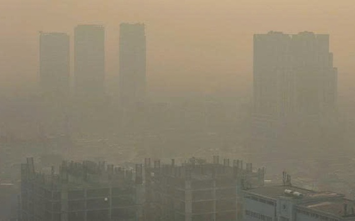 Bụi mịn gia tăng, bác sĩ cảnh báo nguy cơ bệnh hô hấp - Ảnh 2.