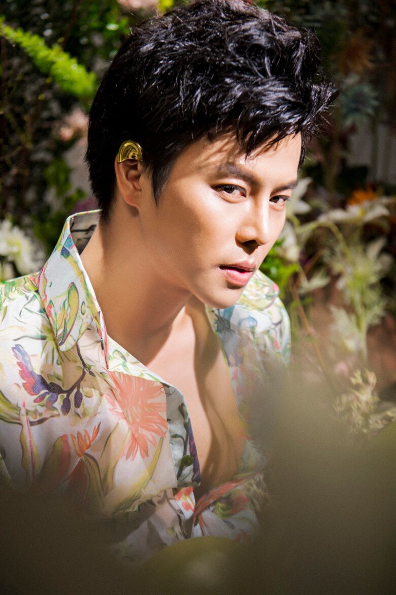 Nam nghệ sĩ cải lương từng cho con ngủ dưới gầm sân khấu, đứa trẻ sau này thành "thần đồng" cao 1m80 10 Nam nghệ sĩ cải lương từng cho con ngủ dưới gầm sân khấu, đứa trẻ sau này thành amp;#34;thần đồngamp;#34; cao 1m80 - 9