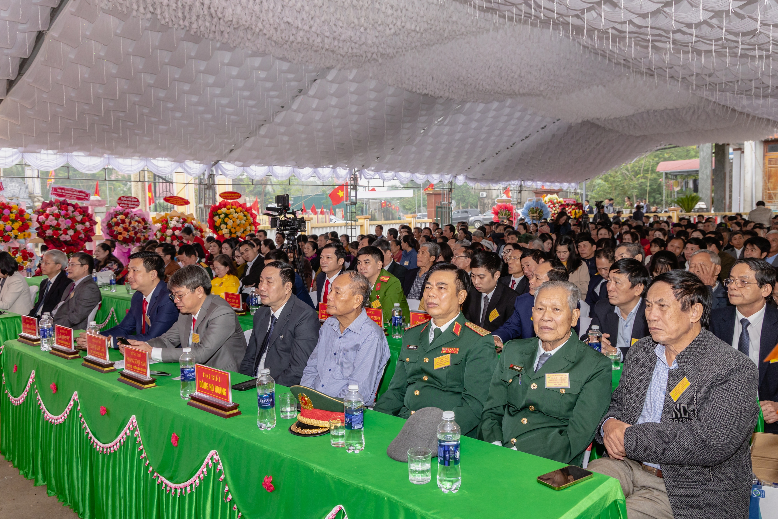 Điều chưa kể về ngôi đền Song Trung và mộ hai cha con công thần thời Hậu Lê ở Quảng Trị - Ảnh 3. Điều chưa kể về ngôi đền Song Trung và mộ hai cha con công thần thời Hậu Lê ở Quảng Trị - Ảnh 3.