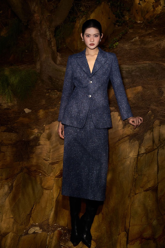 Không chỉ quần jeans xanh, sắc xanh lam, xanh ngọc bích ‘lên ngôi’ mùa xuân 2026 6 Không chỉ quần jeans xanh, xanh lam, xanh ngọc bích ‘lên ngôi’ mùa xuân 2026 - Ảnh 6.