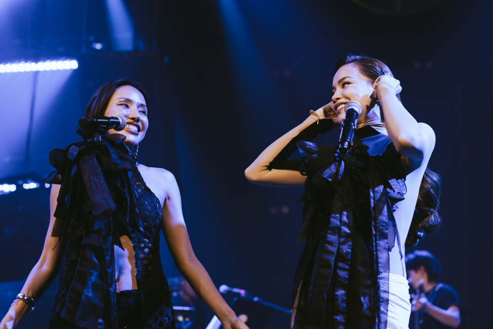 Gigi Hương Giang được Hà Hồ ủng hộ tại The Records 5 3 - Tin sao Viet - Tin tuc sao Viet - Scandal sao Viet - Tin tuc cua Sao - Tin cua Sao